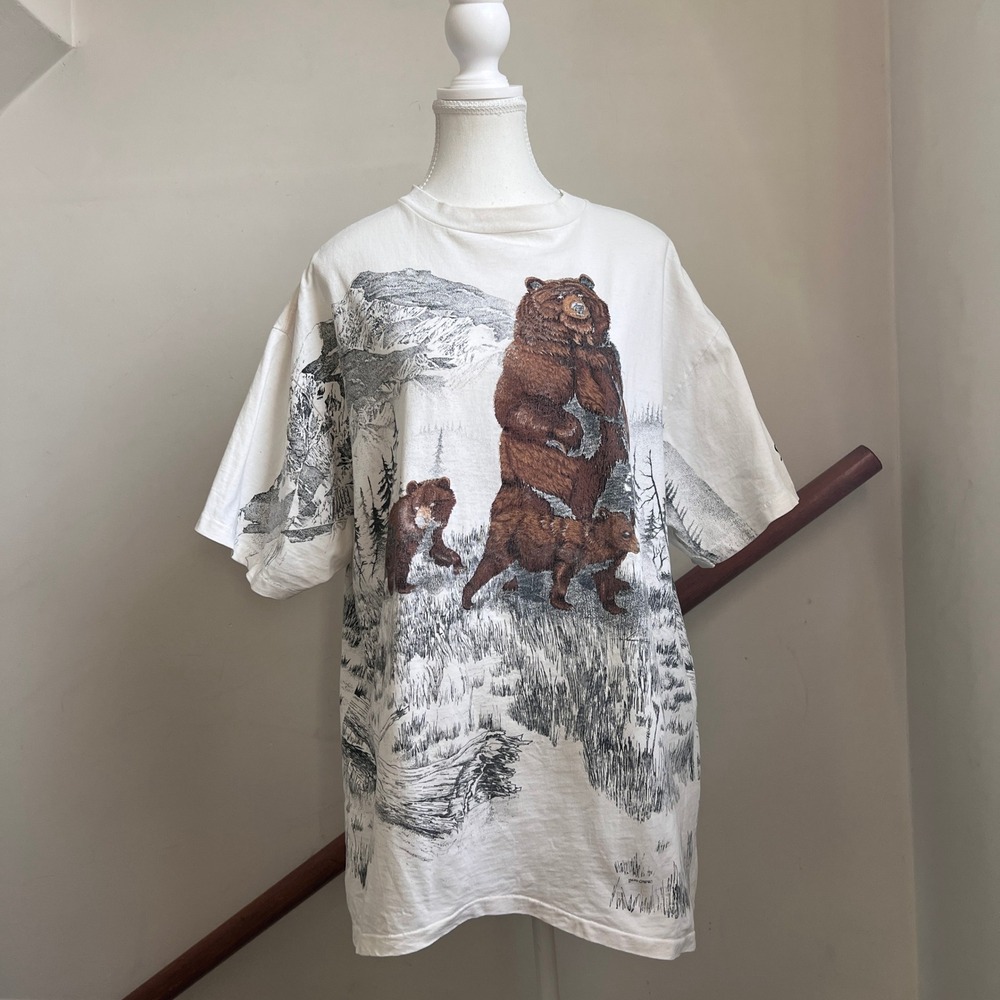 Vintage Bear Wildlife Graphic Wrap Around All Over Print T Shirt Scenic Nature - Picture 3 of 13